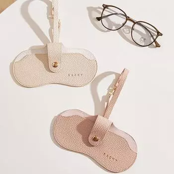 Чехол для очков, симпатичный подвесной чехол из искусственной кожи для очков для чтения, сумка для хранения, портативный держатель для очков для путешествий бежевый