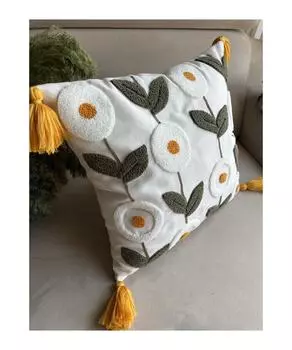 Чехол для подушки с вышивкой Punch