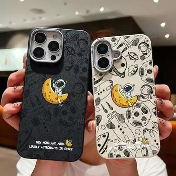 Чехол для телефона из однотонной кожи с текстурой и рисунком астронавта для iPhone 16 Pro 15 14 Plus 13 12 Pro Max 11, ударопрочный, мягкий, из ТПУ, тонкий чехол iPhone 16 чёрный