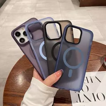 Чехол для телефона с поддержкой зарядки Magsafe для Iphone 14 12 11 13 Pro Max 14 Plus, металлический гибридный жесткий и мягкий полупрозрачный чехол с металлической камерой For iPhone 12 чёрный