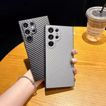 Чехол для телефона с текстурой углеродного волокна для iPhone 15 14 Pro Max 13 12 Pro 11 Samsung S24 S23 Ultra S22 Глянцевый противоударный мягкий чехол из ТПУ iPhone 15 чёрный