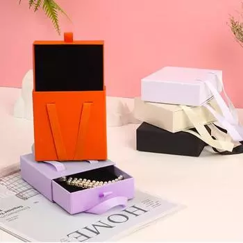 Чехол для упаковки ювелирных изделий с ручкой. Хозяйственные принадлежности. Многоразовое роскошное ожерелье. Подарочная сумка для ювелирных изделий. Упаковочный футляр. Полезный предмет для хранения вещей. чёрный