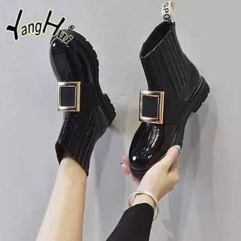 Chelsea Ankle Boots 2024 New Fashion Diamond Accessories British Style Artificial Leather Waterproof Platform Women s Shoes 35