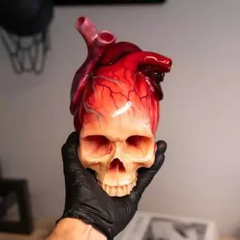 Череп Сердце Статуэтка Жуткий в натуральную величину Череп Смола Статуя Скульптура Хэллоуин Домашний Офис Настольный Книжная Полка Украшение Орнамент Фестиваль Подарок