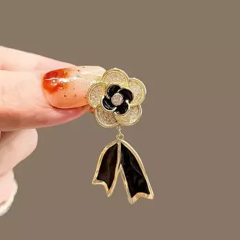 Черная камелия ароматная брошь высокого класса женская ретро креативная брошь антибликовая пряжка булавка кардиган костюм аксессуары