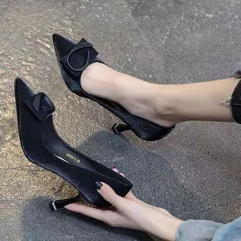 Черная остроносая женская летняя обувь Stilito Green Shoes для женщин 2024 Высокое качество Корейский стиль Последняя тенденция E Vacation 34