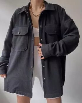 Черная рубашка с принтом Mai Phantom