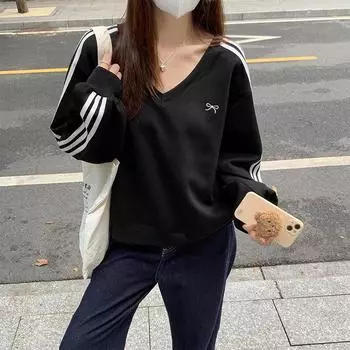 Черная толстовка с V-образным вырезом, тремя полосками, вышитыми бабочками, с длинными рукавами для женщин на раннюю осень, свободный и непринужденный топ S