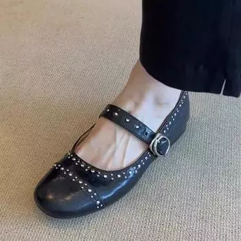 Черная юбка с плоским дном и заклепками во французском стиле «Мэри Джейн» для женщин, темпераментная обувь с неглубоким вырезом и нишевыми одинарными туфлями 35 бежевый