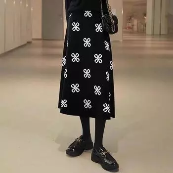 Черная жаккардовая трикотажная юбка с высокой талией. Осенне-зимняя свободная тонкая юбка трапециевидной формы. Юбка-зонтик. XXL чёрный