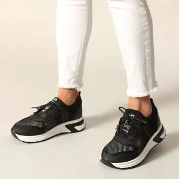 Черно-белая трикотажная женская спортивная обувь