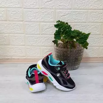 Черно-розовые спортивные туфли для девочек Lumberjack Fnn на липучке