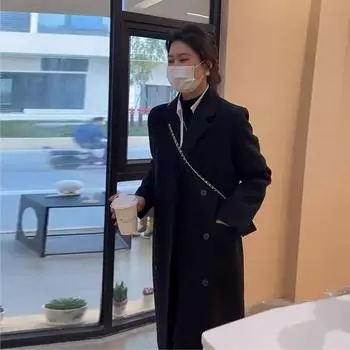 Черное шерстяное пальто женское средней и длинной длины зима 2024 корейская версия стиля Хепберн для маленького мужчины с хлопком и утолщенным шерстяным пальто S