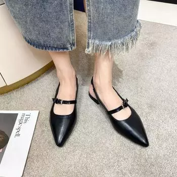 Черные босоножки-мешки 2025 года, новые босоножки на низком каблуке с заостренным носком и плоской подошвой, французский темперамент, модные маленькие ароматные одинарные туфли 35 чёрный