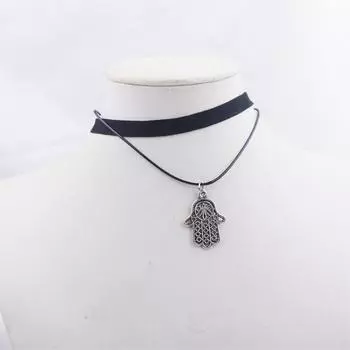 Черные чокеры из искусственной кожи и бархата для женщин, короткие цепочки, маленькие ожерелья в стиле панк, подвески в виде ладони, воротник, ожерелье