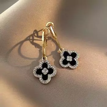 Черные классические серьги с четырьмя листочками клевера, новые модные универсальные нежные серьги, женские серьги, серьги с пряжкой чёрный