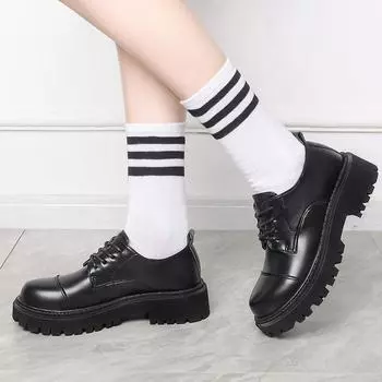 Черные туфли на плоской подошве, женская мода, новые британские кожаные туфли на толстой подошве, кожаные туфли на плоской подошве с мягкой подошвой, повседневные туфли на платформе 35