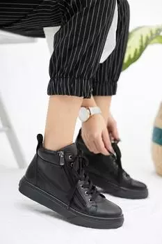 Черные женские кожаные ботинки из натуральной кожи