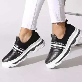 Черные женские кроссовки