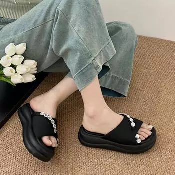 Черные женские сандалии лето 2024 Женская обувь Повседневная мода для отдыха Повседневная одежда Тапочки на танкетке Сандалии Женские на высоком каблуке 35 чёрный