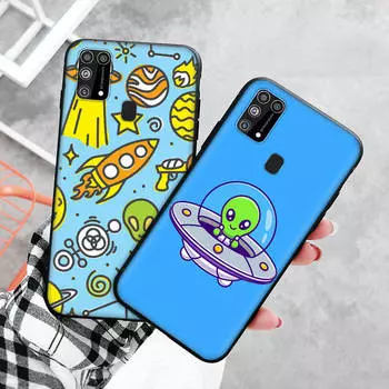 Черный чехол для Xiaomi Redmi 13C Note 9 iPhone XR 7 8 14 15 11 12 13 X XS Pro Max Samsung A25 S23 S24 FE Ultra Plus Ufo Alien Redmi 9C бездна