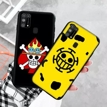 Черный чехол для Xiaomi Redmi 13C Note 9 iPhone XR 7 8 14 15 11 12 13 X XS Pro Max Samsung A25 S23 S24 FE Ultra Plus One Piece Pirate Flags Samsung A50S бездна