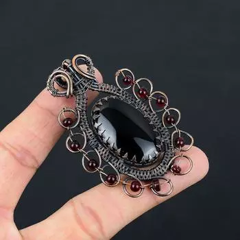 Черный оникс Драгоценный камень Чистая медная проволока Обернутая ювелирная подвеска ручной работы 2.87 Inches чёрный