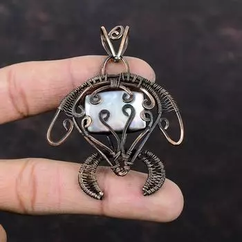 Черный перламутровый кулон, медная проволока, обернутая кулоном, драгоценный камень, медная бижутерия, кулон в виде черепахи, подарок для мамы, кулон ручной работы в стиле бохо