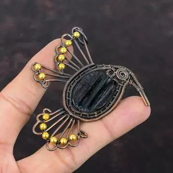 Черный турмалин грубый кулон медная проволока обернутый кулон ручной работы птица кулон медная проволока ювелирное изделие подарок для мамы драгоценный камень кулон для женщин