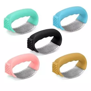 Чеснокодавилка с овощечисткой и щеткой для очистки, чесночница, измельчитель чеснока, ручной кухонный комбайн для измельчения чеснока чёрный