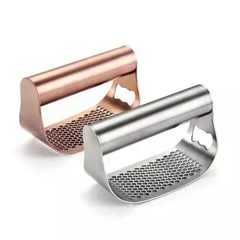 Чеснокодавка Rocker, чеснокодавилка из нержавеющей стали, чеснокодавилка, встроенная открывалка для бутылок, многофункциональная ручка, измельчитель чеснока серебряный