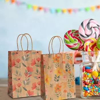 Четыре упаковки цветочных бумажных подарочных пакетов для конфет, печатные пакеты для покупок в торговом центре, пакеты из коровьей кожи с кленовыми листьями для вечеринок 4Pcs