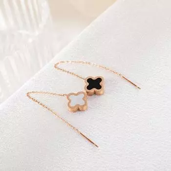 Четырехлистный клевер с кисточками Серьги-проволочки из розового золота и титановой стали Серьги-подвески Темперамент Длинные серьги из титановой стали Простая цепочка для ушей two-sided