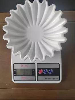 Chic Resin Ruffled Leaf Bowls In Two Sizes Perfect For Coffee Table Shelves And Small