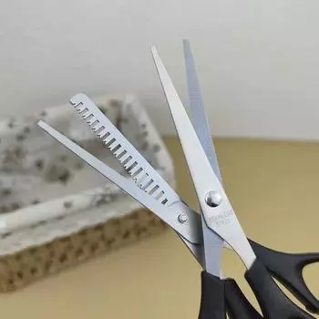 Children s Hair Cutting 4-piece Baby Hair Cutting Set Hair Scissors Thin Teeth Scissors Flat Scissors Cross Border Pet Scissor