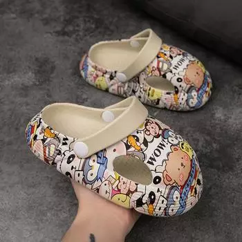 Children s sandals summer wear stepping on shit feeling medium size children s beach hole shoes soft sole men s and women s bag head children s coo 24