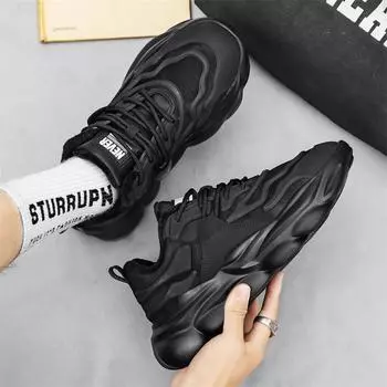 Чисто черные мужские туфли 2025 года, новые кожаные спортивные и повседневные мужские туфли на толстой подошве из бархата, теплые зимние модные туфли для папы 39