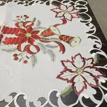 Christmas Table Mat Embroidery Hollow Lace Fabric Holiday Decoration Home Western Food Mat New Table Cloth 28x43cm красный