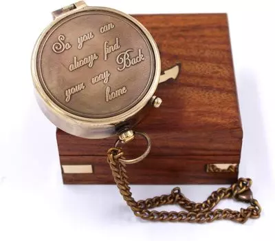 Чтобы вы всегда могли найти дорогу домой/Гравированный компас/Подарок парню/Подарок мужу/Подарок жениху S коричневый
