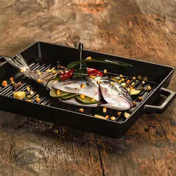 Чугунная сковорода-гриль Lava 26X26 см с металлической ручкой