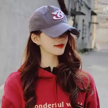 Чжоу дал это вам, бейсболка с буквой B, повседневная кепка, женская корейская версия, модный бренд, нишевая шляпа, маленькая мягкая кепка для пары Adjustable чёрный