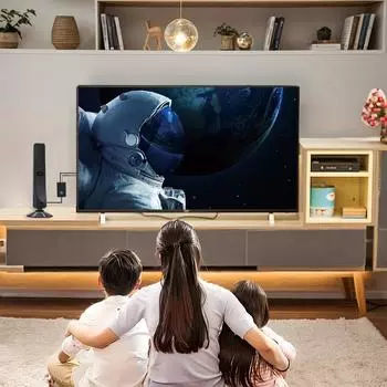 Цифровая телевизионная антенна с усилителем сигнала на присоске, антенна с высоким коэффициентом усиления, радиус действия 50 миль, 25 дБи, Plug Play для наружного и внутреннего применения чёрный