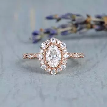 Cincin Pernikahan Oval Solitaire untuk Wanita Cincin Pertunangan Wanita Beraspal Mikro Emas Mawar Elegan 10