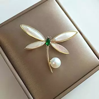 Цинковый сплав цинка девушка подарки костюм стрекоза винтажная брошь женская брошь модные украшения одежда аксессуар белый