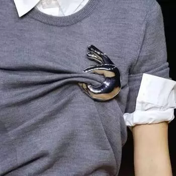 Цинковый сплав цинка OK Жест Брошь Minority Design Металлическая глянцевая прищепка для одежды Модные девушки серебряный