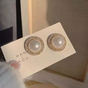 Circle Imitation Pearl Earrings 2021 New Arrival Tide Fancy Accessible Luxury French Internet Celebrity Delicate Earrings Female Gold