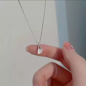 Цирконий Капля воды Ожерелье Женское Летнее Легкое Роскошное Дизайнерское Чувство Геометрическая Ключичная Цепочка Титановая Сталь Ежегодный Прилив