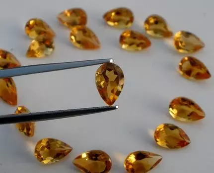 Цитрин груша россыпью ограненный натуральный драгоценный камень 9*6mm жёлтый