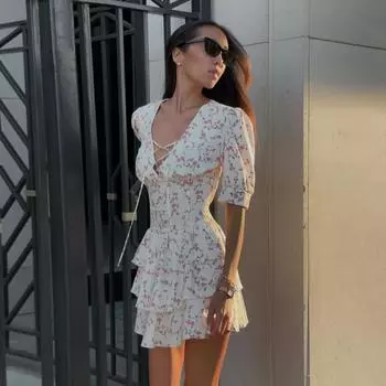 Clacive летнее тонкое плиссированное мини-платье с v-образным вырезом и короткими рукавами на шнуровке и высокой талией для женщин 2024