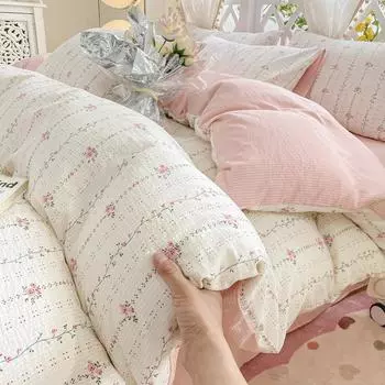 Class A Maternal Infant Grade Bubble Foam Skin-Friendly, Comfortable, Small Fresh Bedding Three Or 4-Pcs Set 0.9m sheet 3pcs quilt 1.5*2m